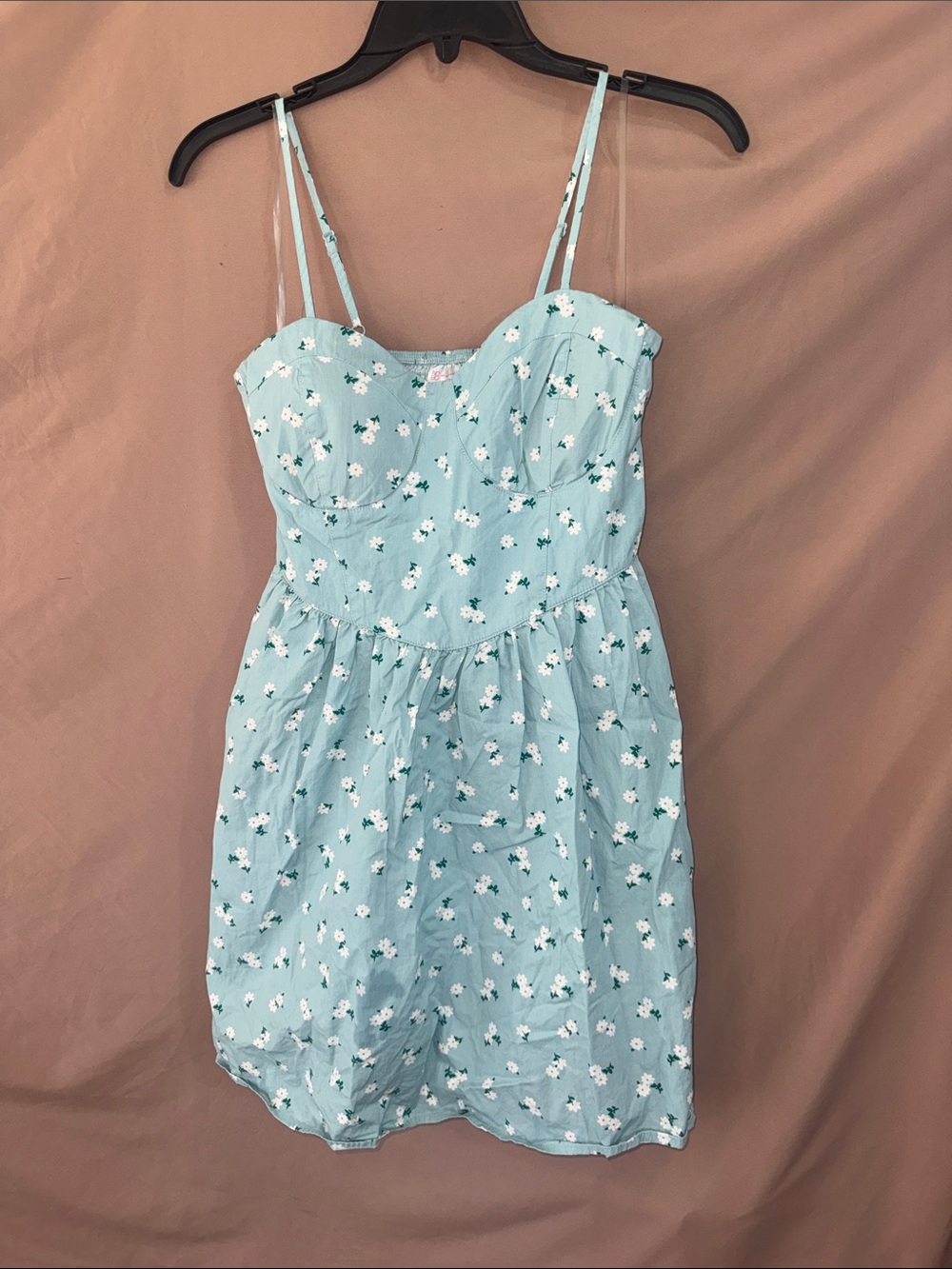 NWOT Women’s medium Flower Mini Sundress
